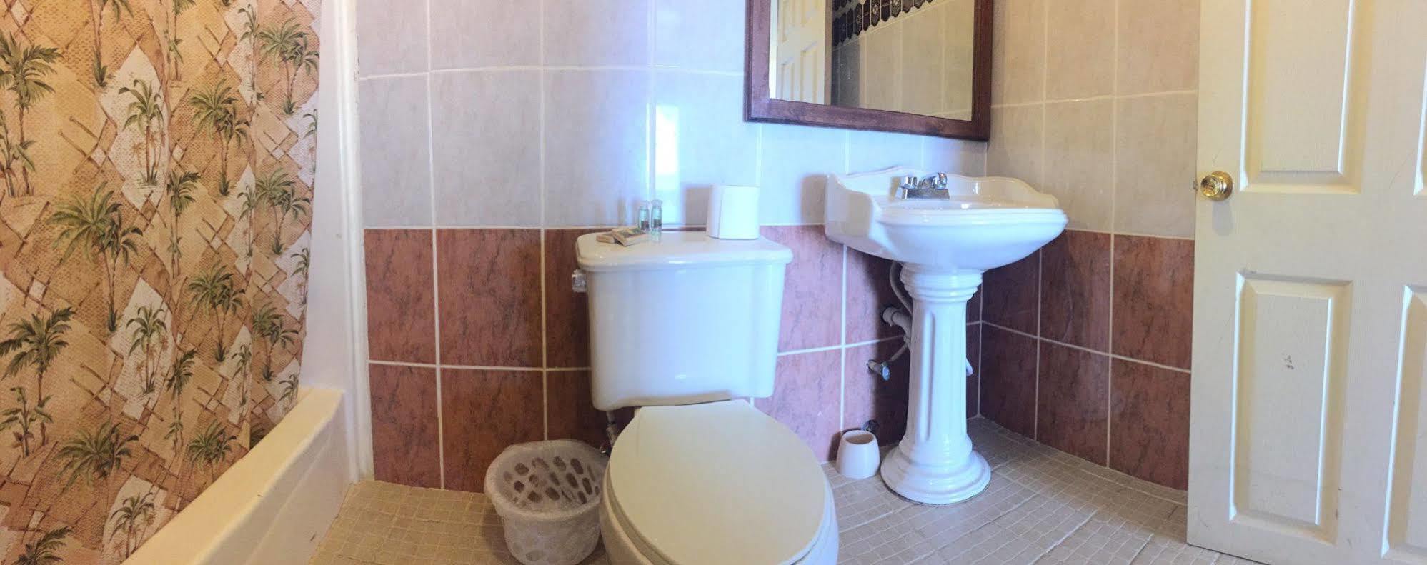 La Cueva Del Pirata Hotel Camalu Ngoại thất bức ảnh